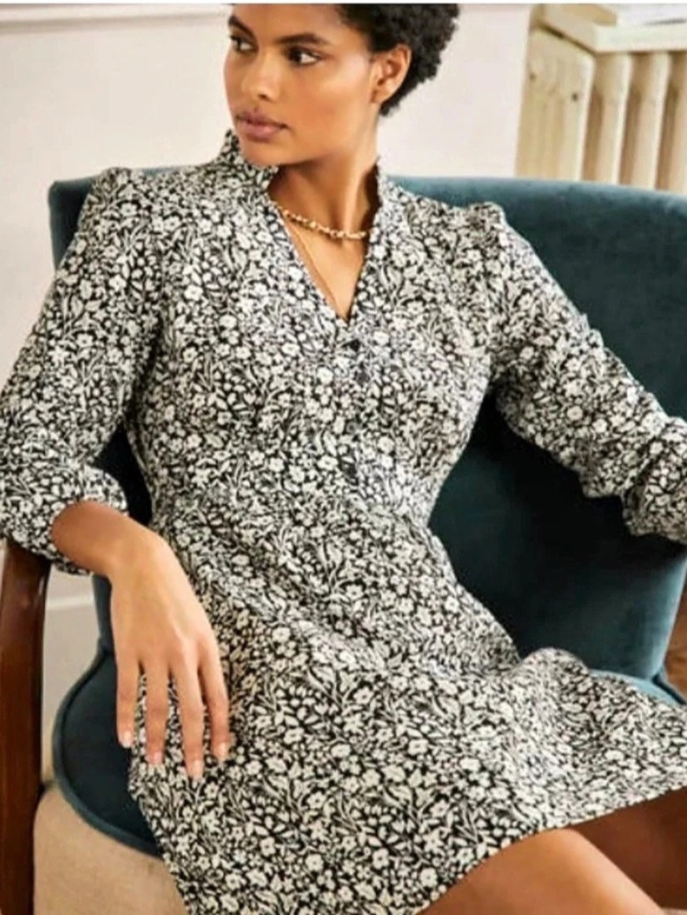 Boden Floral Mini Dress in Black & White Size 8 Like New